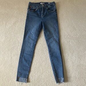 Good American Skinny Jeans in Classic Blue